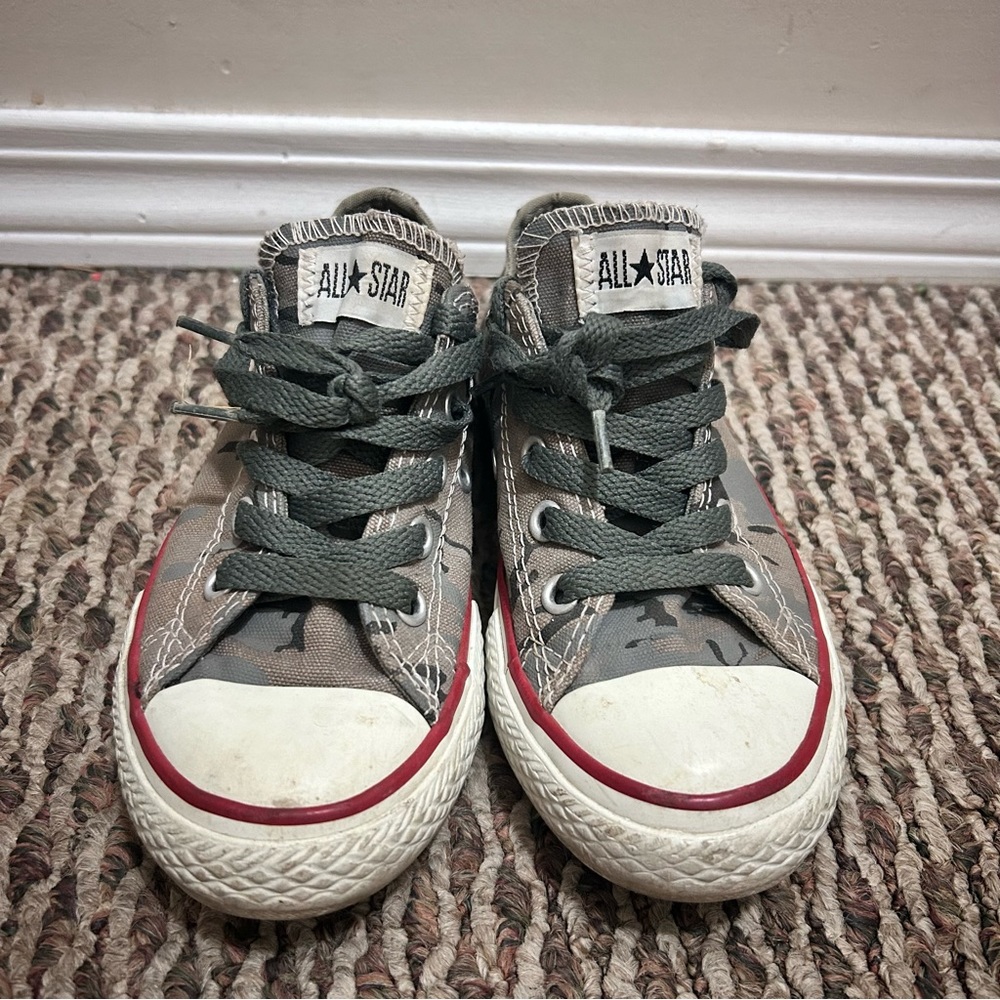 Converse size 12